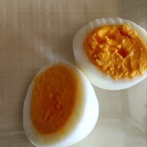 失敗しないꕤ オレンジ色の半熟ゆで卵
